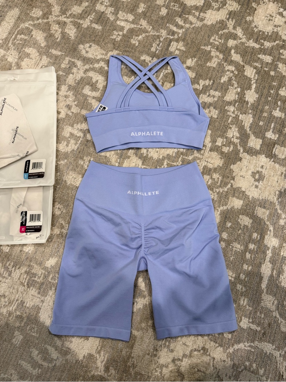 Alphalete Amplify Sports Bra and 6.5” Shorts Set NWT Mystic Blue size XS / small